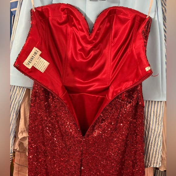 Sherri Hill 55491 Strapless Corset Bodice Red Sequin Prom Pageant Dress Size 8 - Picture 8 of 13